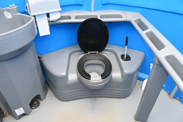 Best Portable toilet rental cost  in Somerset, WI